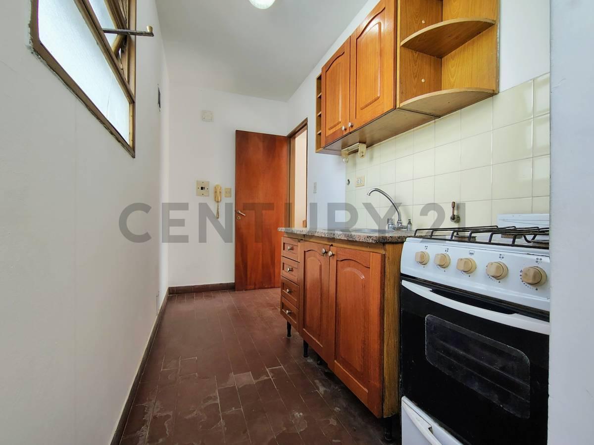Foto de DEPARTAMENTO VENTA LA PLATA 1 DORMITORIO, imagen 2