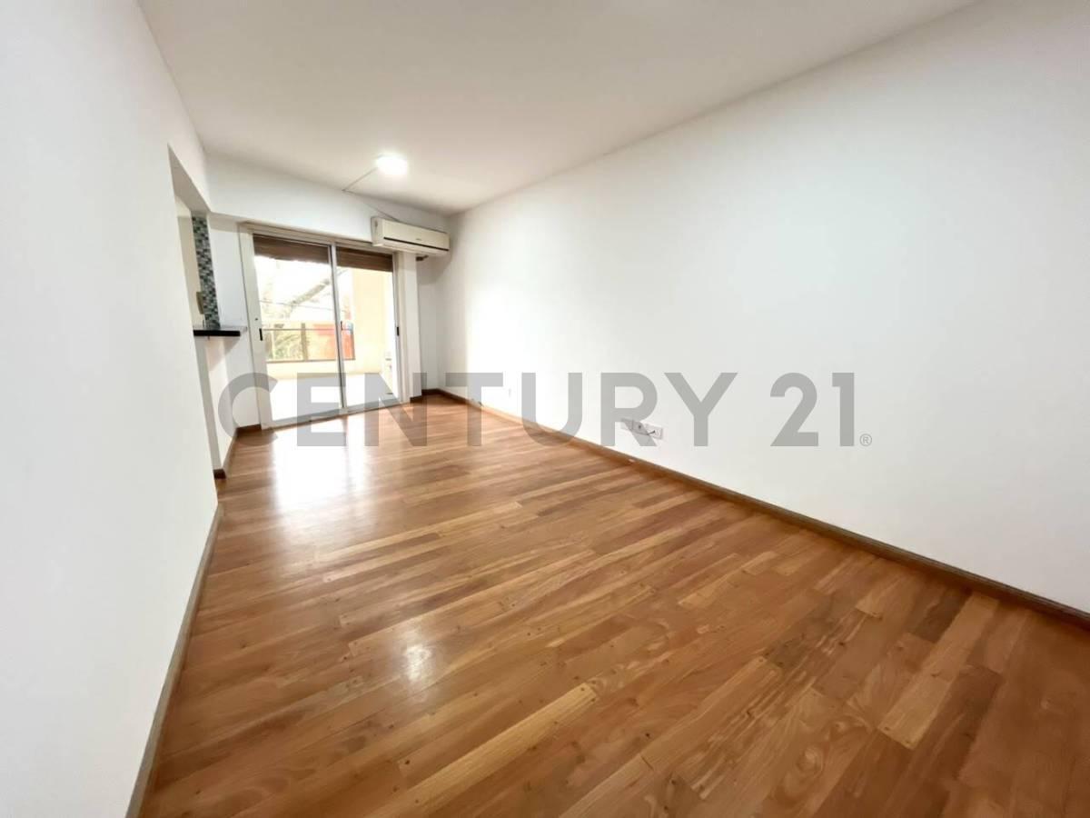 Foto de Departamento en venta de 2 dormitorios con cochera, imagen 2