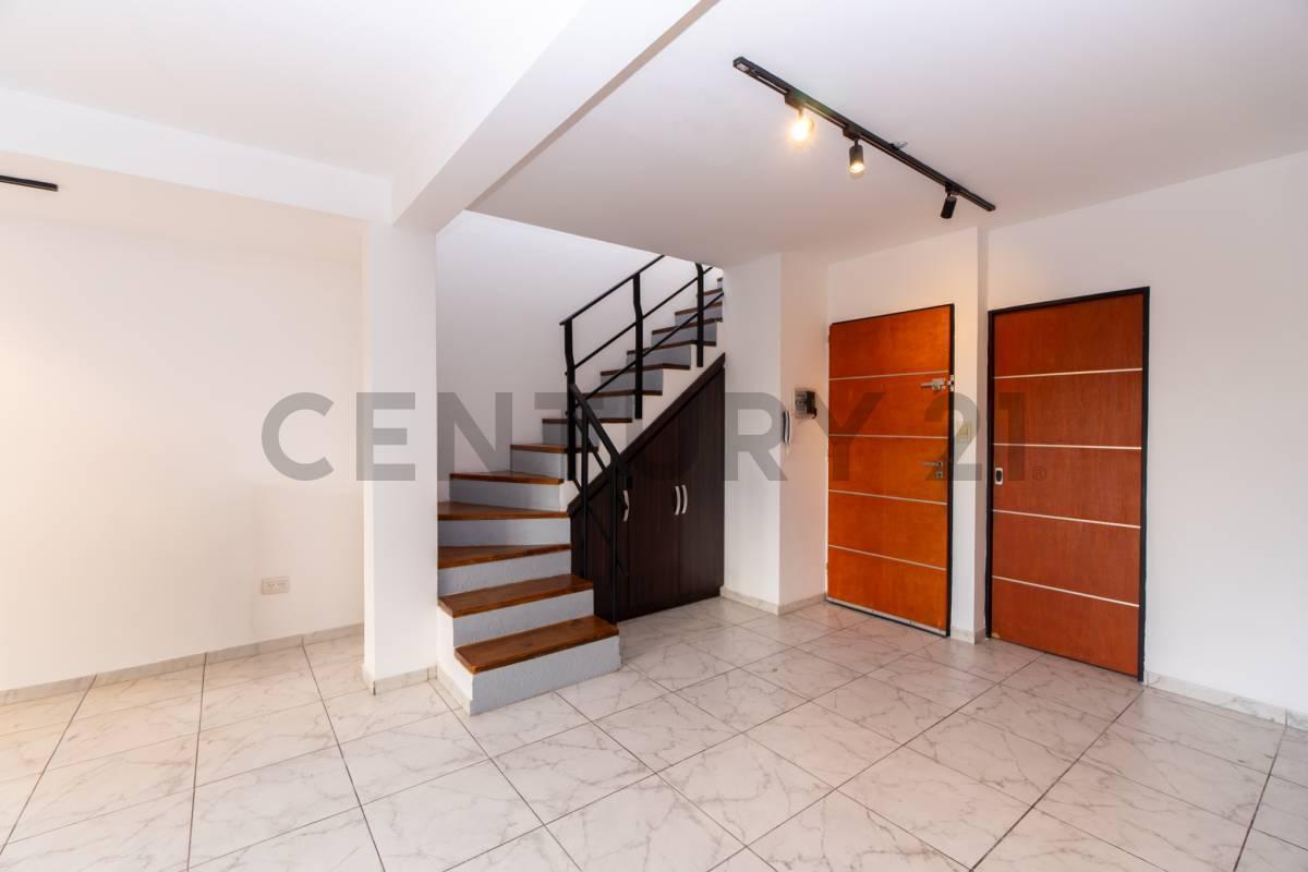 Foto de Departamento en alquiler – Dúplex de 2 dormitorios con balcón y terraza, imagen 5