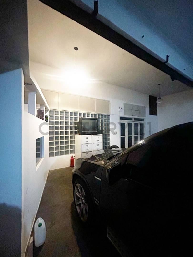 Foto de ALQUILER DE LOCAL COMERCIAL Y DEPOSITO CON VIVIENDA, imagen 4