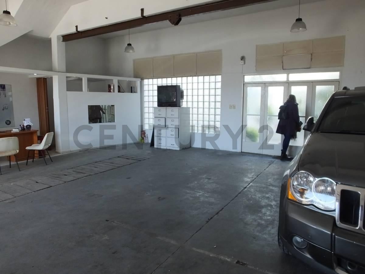 Foto de ALQUILER DE LOCAL COMERCIAL Y DEPOSITO CON VIVIENDA, imagen 5