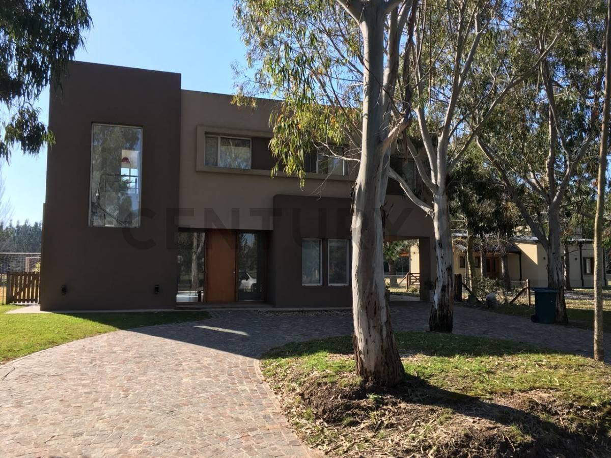Foto de CASA 3 dormitorios - MIRALAGOS, imagen 1