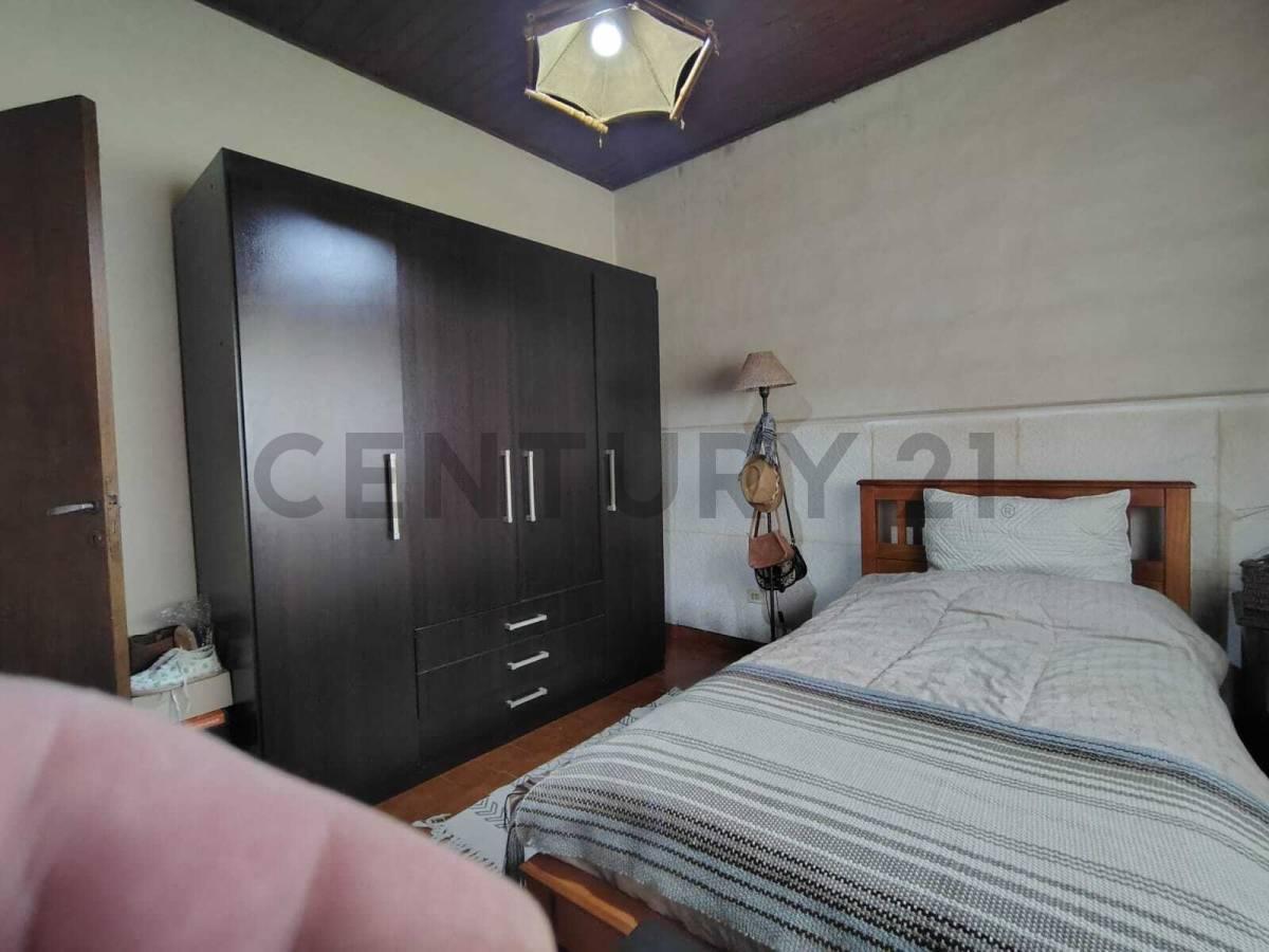 Foto de Galpón/depósito con vivienda sobre avenida., imagen 2