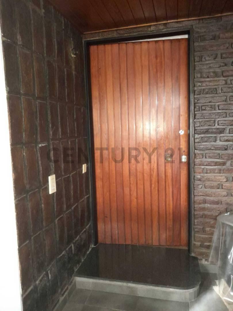 Foto de VENTA DE HERMOSA CASA DOBLE COCHERA DESARROLADA EN DOS PLANTAS, TRES, imagen 5