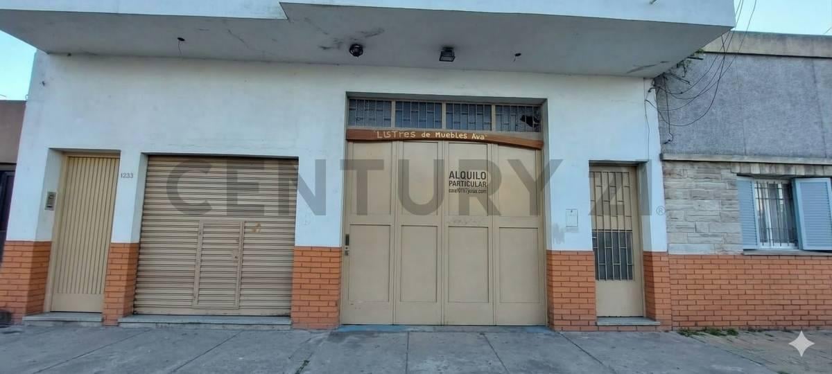 Foto de Deposito galpón con vivienda apto varios destinos en Ringuelet., imagen 1