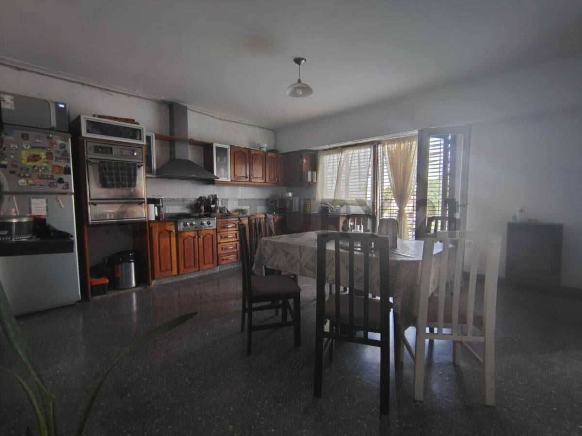 Foto de Deposito galpón con vivienda apto varios destinos en Ringuelet., imagen 4