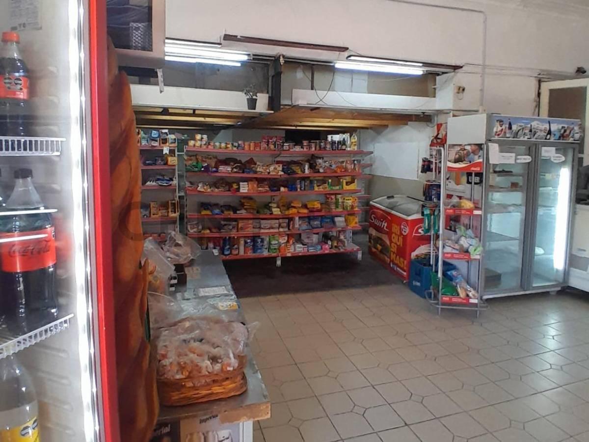 Foto de LOCAL CON CUADRA DE PANADERÍA INSTALADA - GRAN POTENCIAL RESIDENCIAL, imagen 5