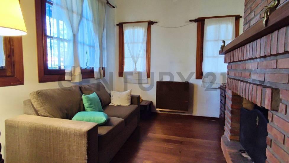 Foto de Casa en Venta en City Bell entre caminos, imagen 3