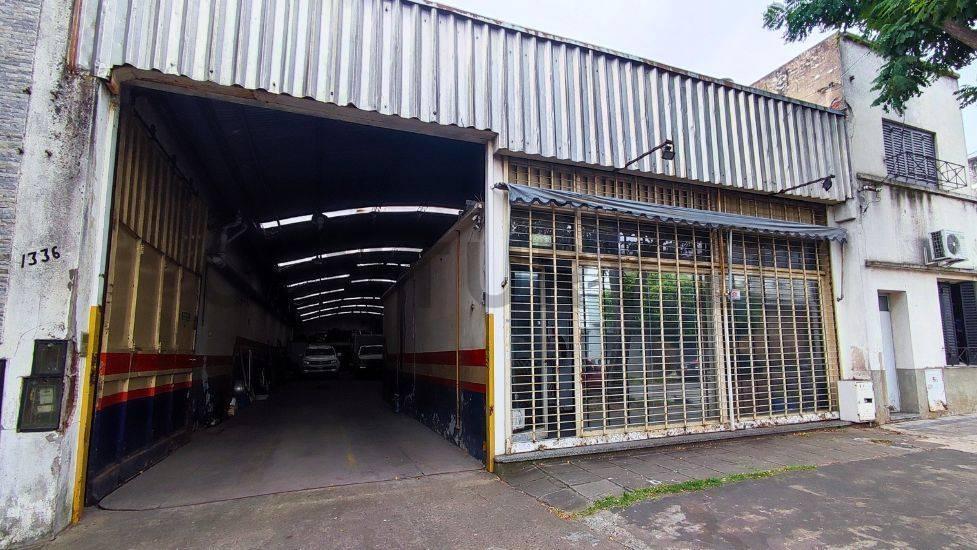 Foto de Venta GALPON 400 m² con oficinas en casco urbano, La Plata, imagen 3