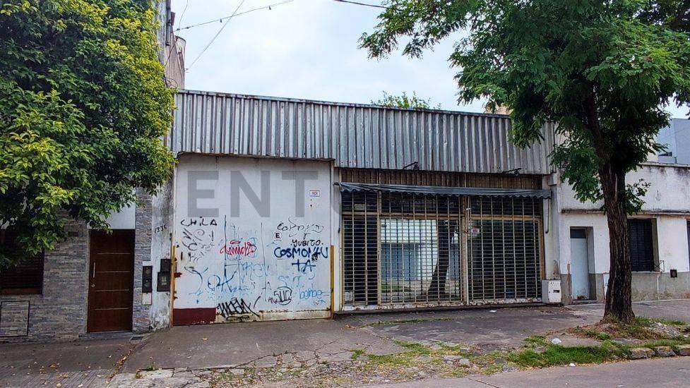Foto de Venta GALPON 400 m² con oficinas en casco urbano, La Plata, imagen 2