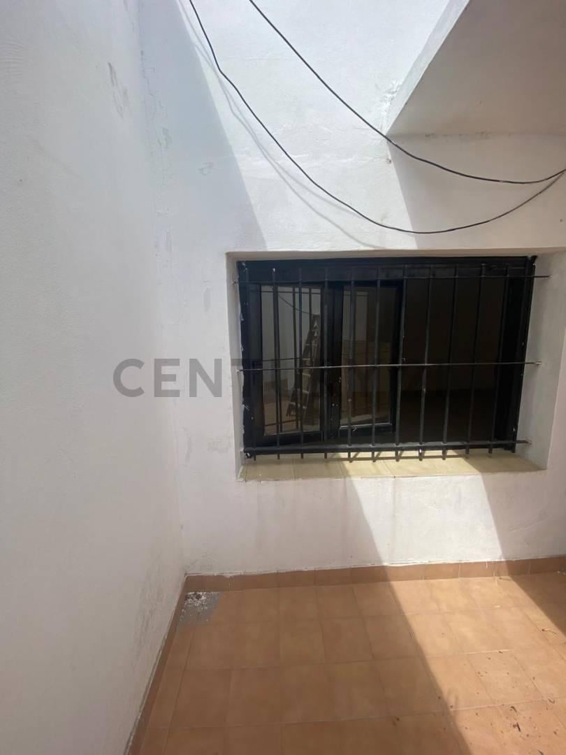 Foto de DEPARTAMENTO PH EN ALQUILER LOS HORNOS, imagen 3