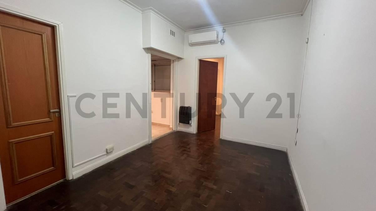 Foto de Departamento 1 dormitorio zona Plaza San Martín., imagen 1