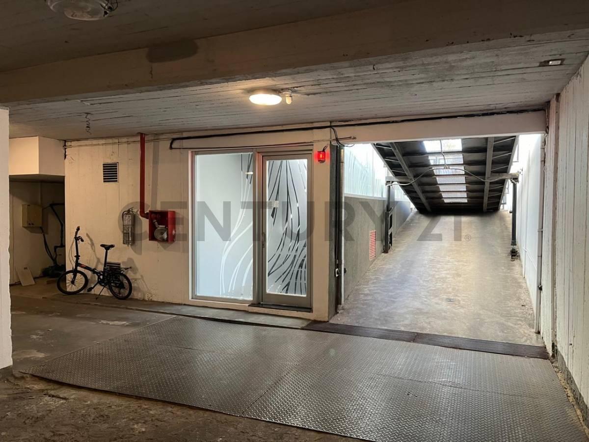 Foto de Cochera cubierta en Venta La Plata, imagen 1