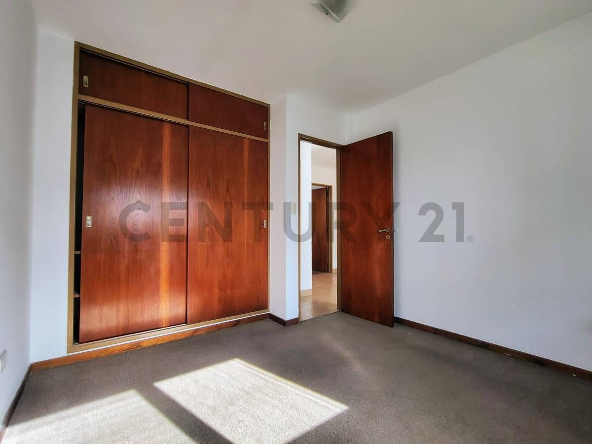 Foto de DEPARTAMENTO VENTA LA PLATA 1 DORMITORIO, imagen 3