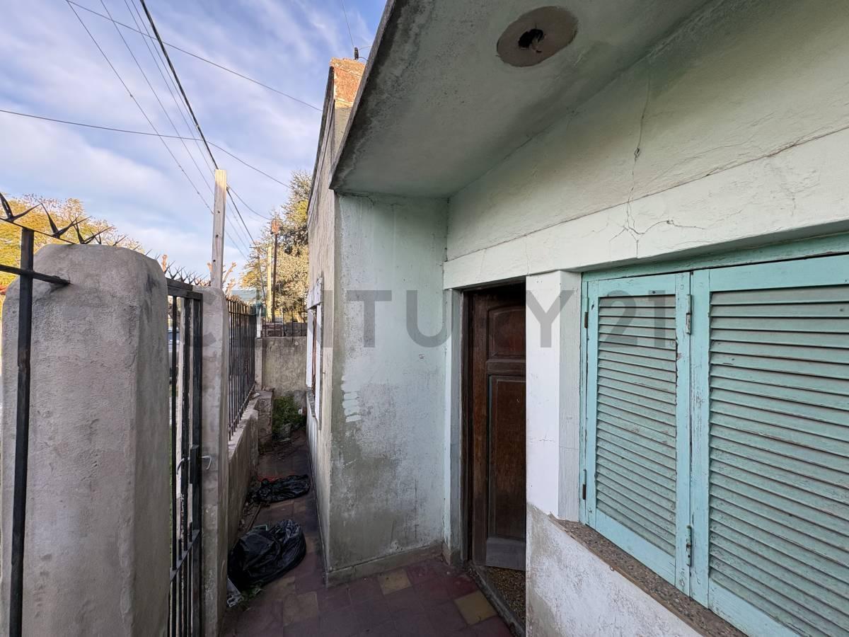 Foto de Lote c/Casa a Demoler en Villa Elisa, imagen 1