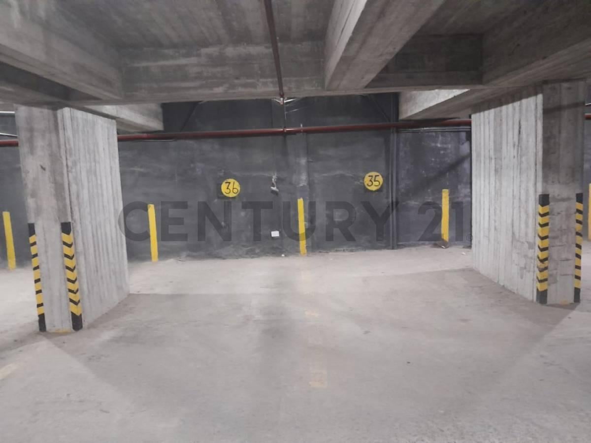 Foto de Venta de Cochera en La Plata Casco, La Plata, imagen 2