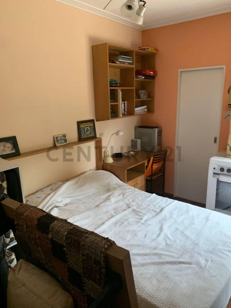 Foto de Casa de Estilo en Venta en City Bell, imagen 3