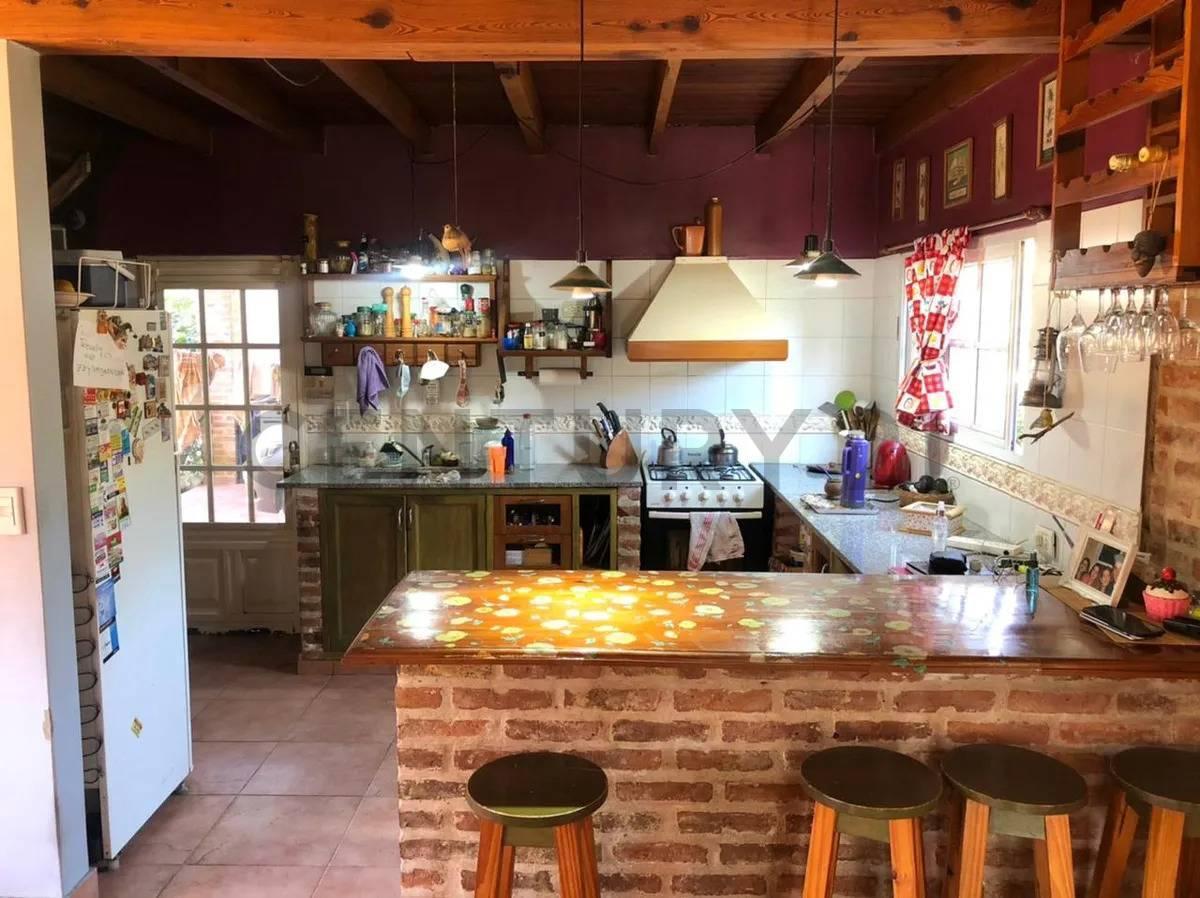 Foto de Casa en Venta en calle 419 e/ 133 y 134, Villa Elisa, imagen 4