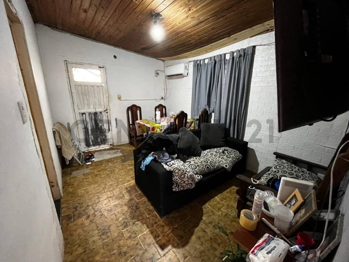 Foto de Casa a reciclar en venta – Gran lote y potencial – La Plata, imagen 3