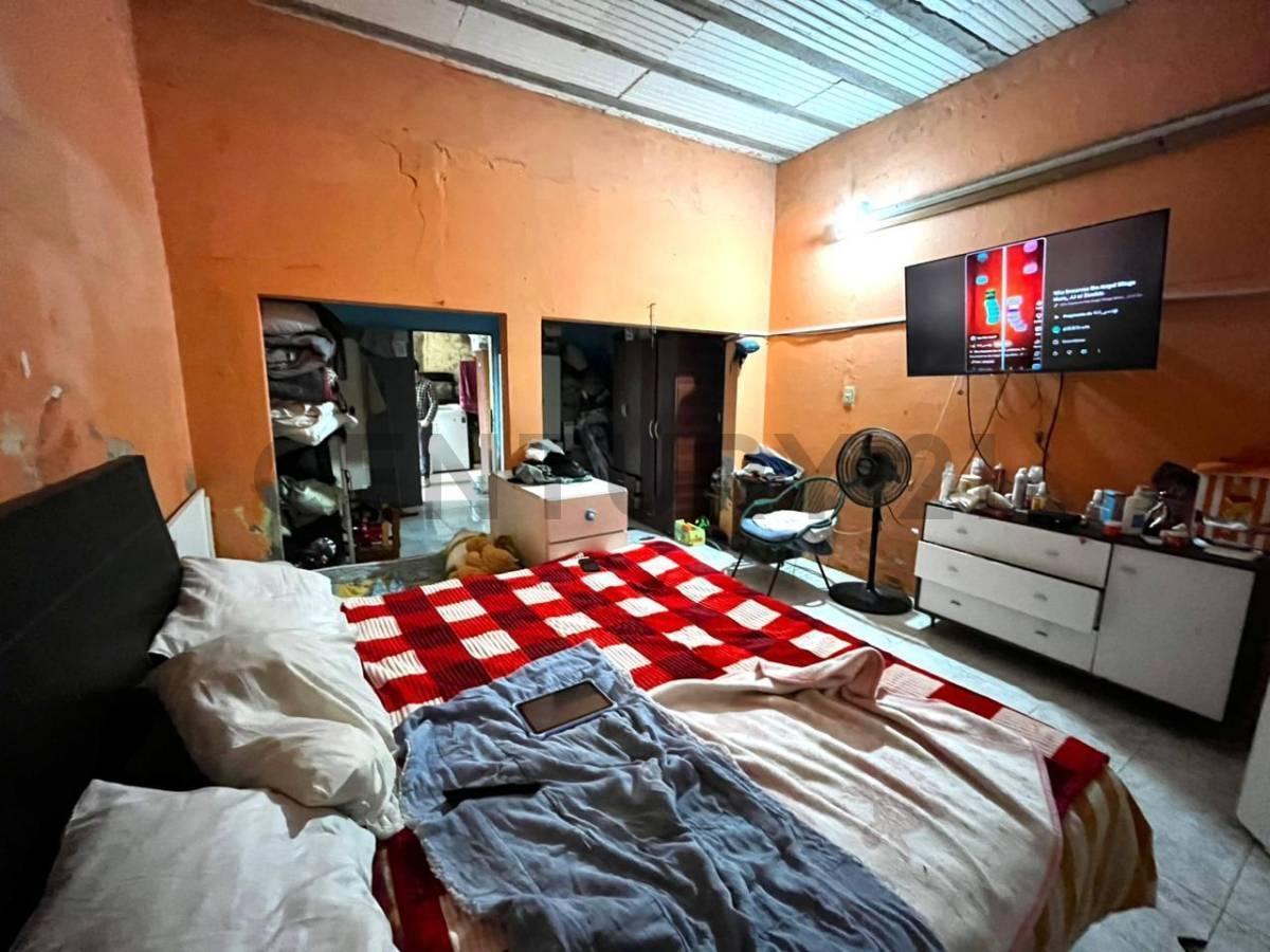 Foto de Casa en venta sobre esquina – Gran potencial de reciclaje – La Plata, imagen 4