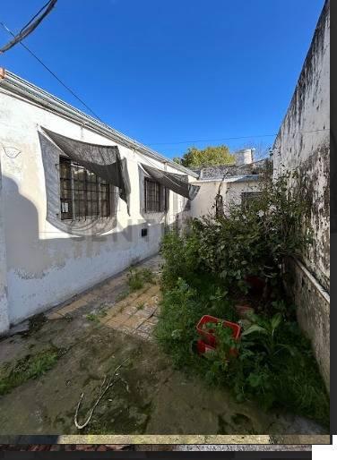Foto de PH EN VENTA APTO BANCO. POSIBLE PERMUTA DE UN DORMITORIO EN LA PLATA, imagen 2