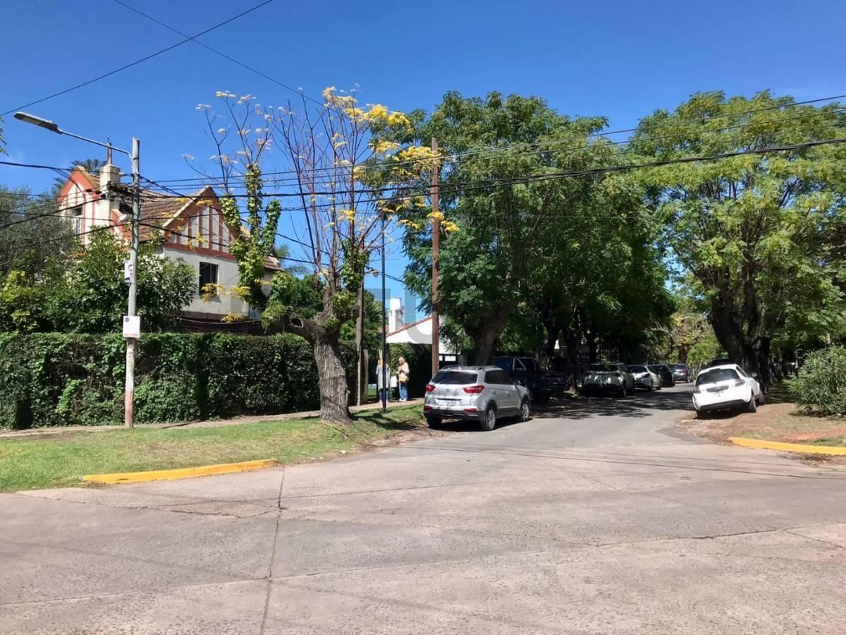 Foto de CASA EN VENTA EN PLENO CENTRO DE CITY BELL, imagen 1