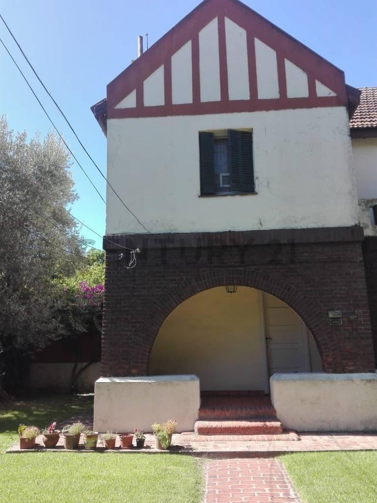 Foto de CASA EN VENTA EN PLENO CENTRO DE CITY BELL, imagen 3