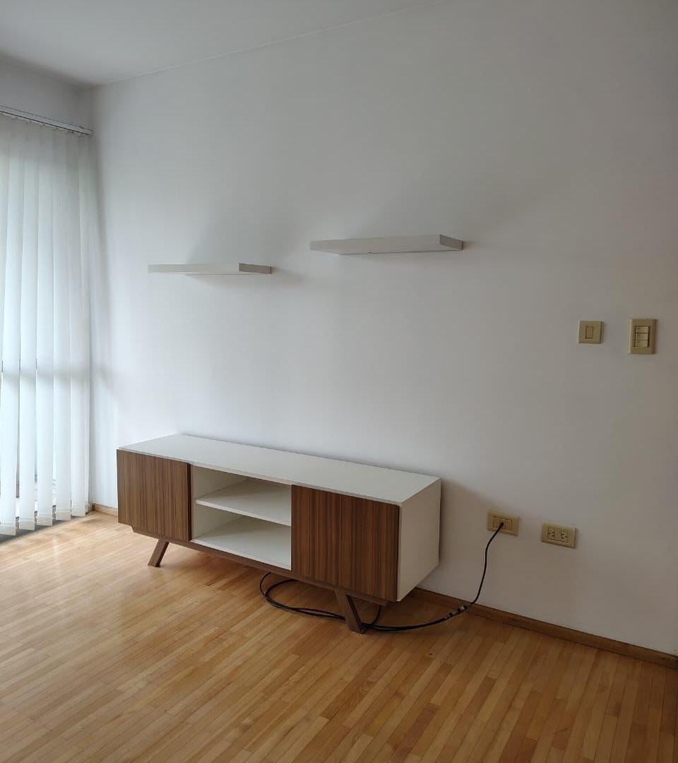 Foto de Departamento de una habitación en alquiler 51 e/ 21 y 22, imagen 1
