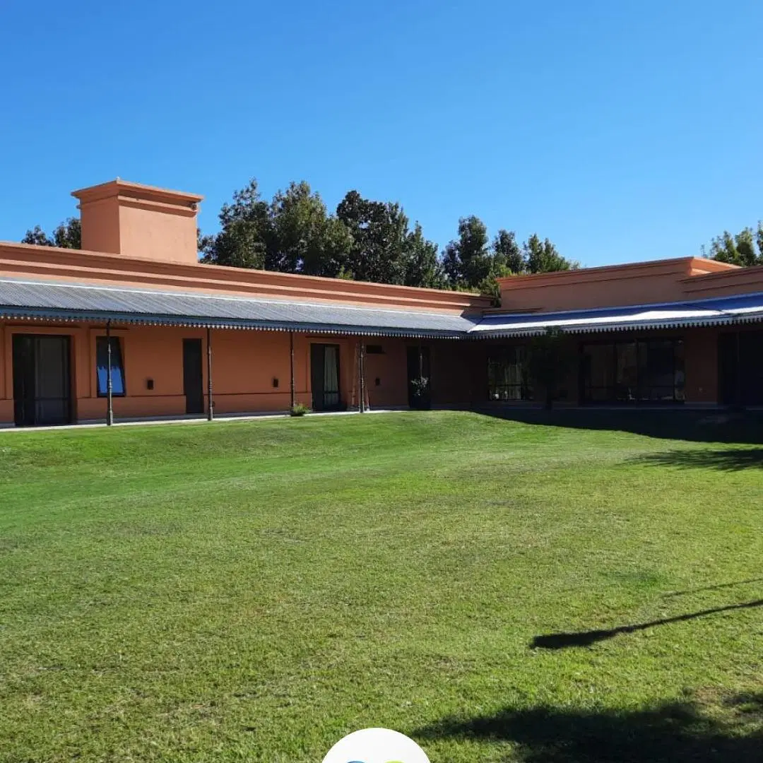 CASA DE CATEGORÍA EN FINCAS DEL SUR I – CÓRDOBA 3
