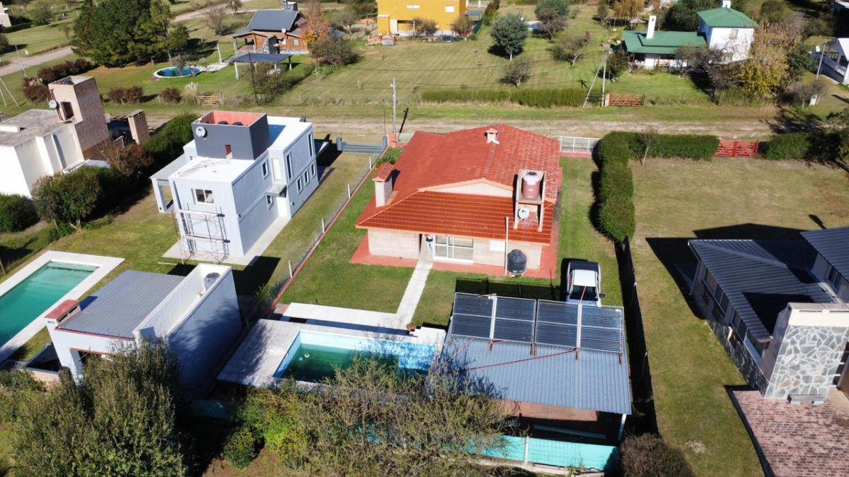 MERGER VENDE CASA EN POTRERO DE GARAY CERCA DEL LAGOM FINANCIA, APTO CREDITO, 2 DORMI PISCINA PARQUE