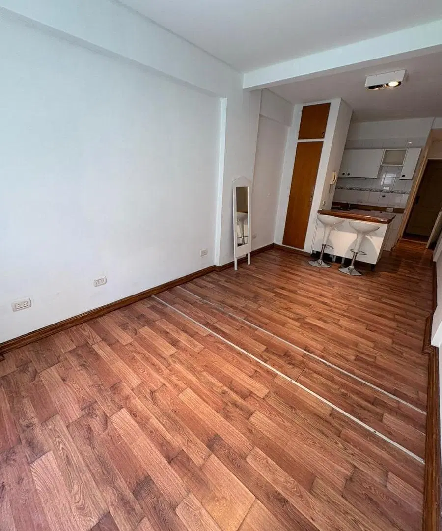 DEPARTAMENTO EN VENTA 4
