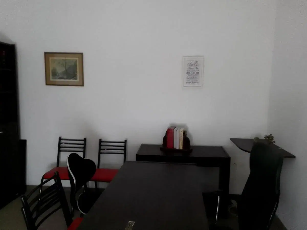 Oficina en venta con mobiliario 3
