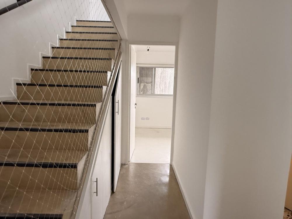 Foto de Departamento Triplex 3 ambientes con balcon ,terraza y cochera en, imagen 4