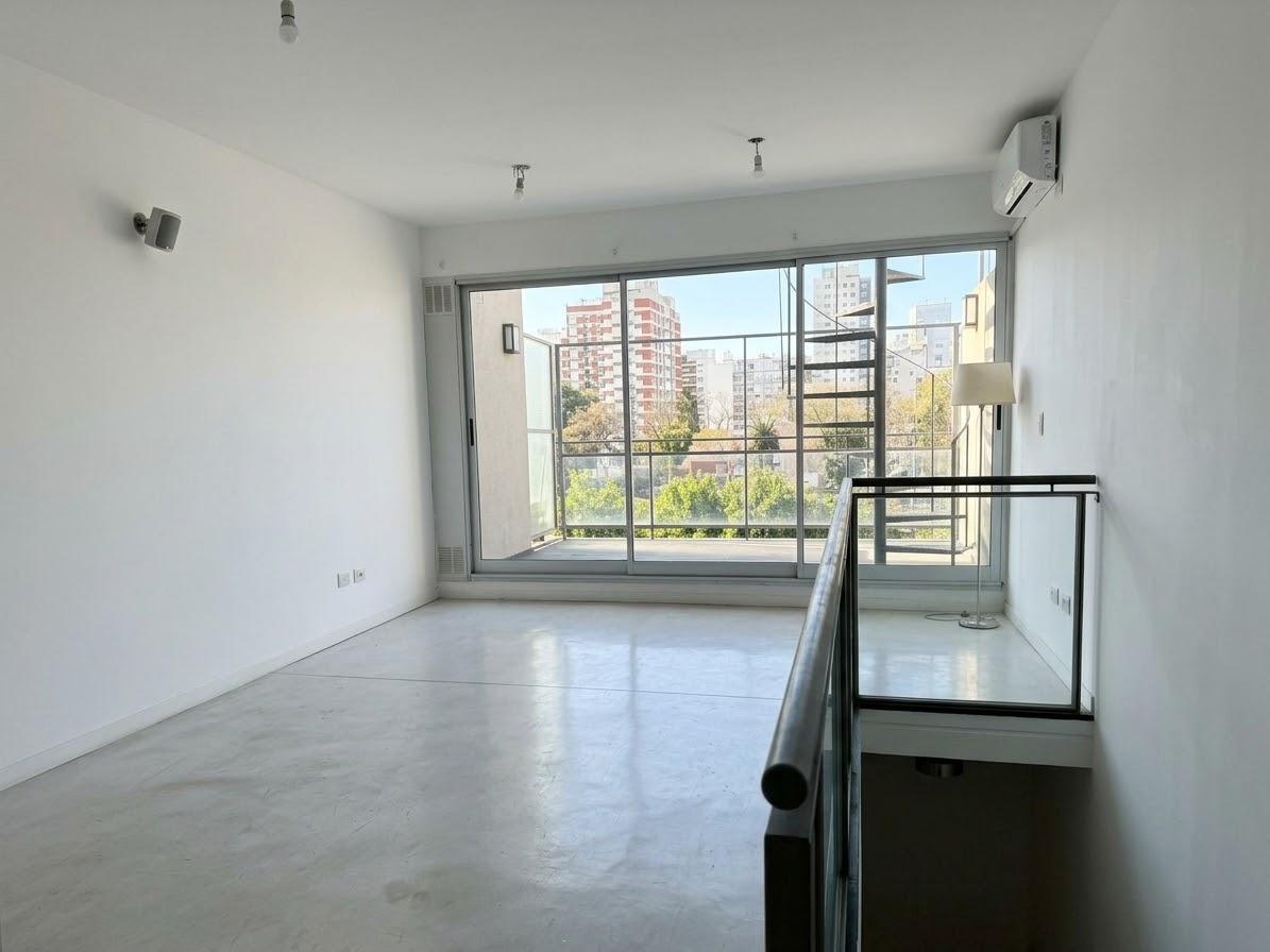 Foto de Departamento Triplex 3 ambientes con balcon ,terraza y cochera en, imagen 1