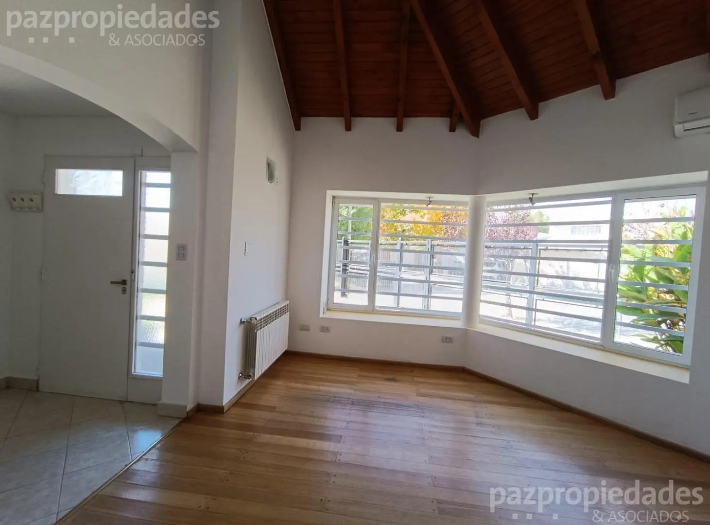 ALQUILER Excelente Casa 4 Dormitorios Rincon de Emilio Neuquen 4
