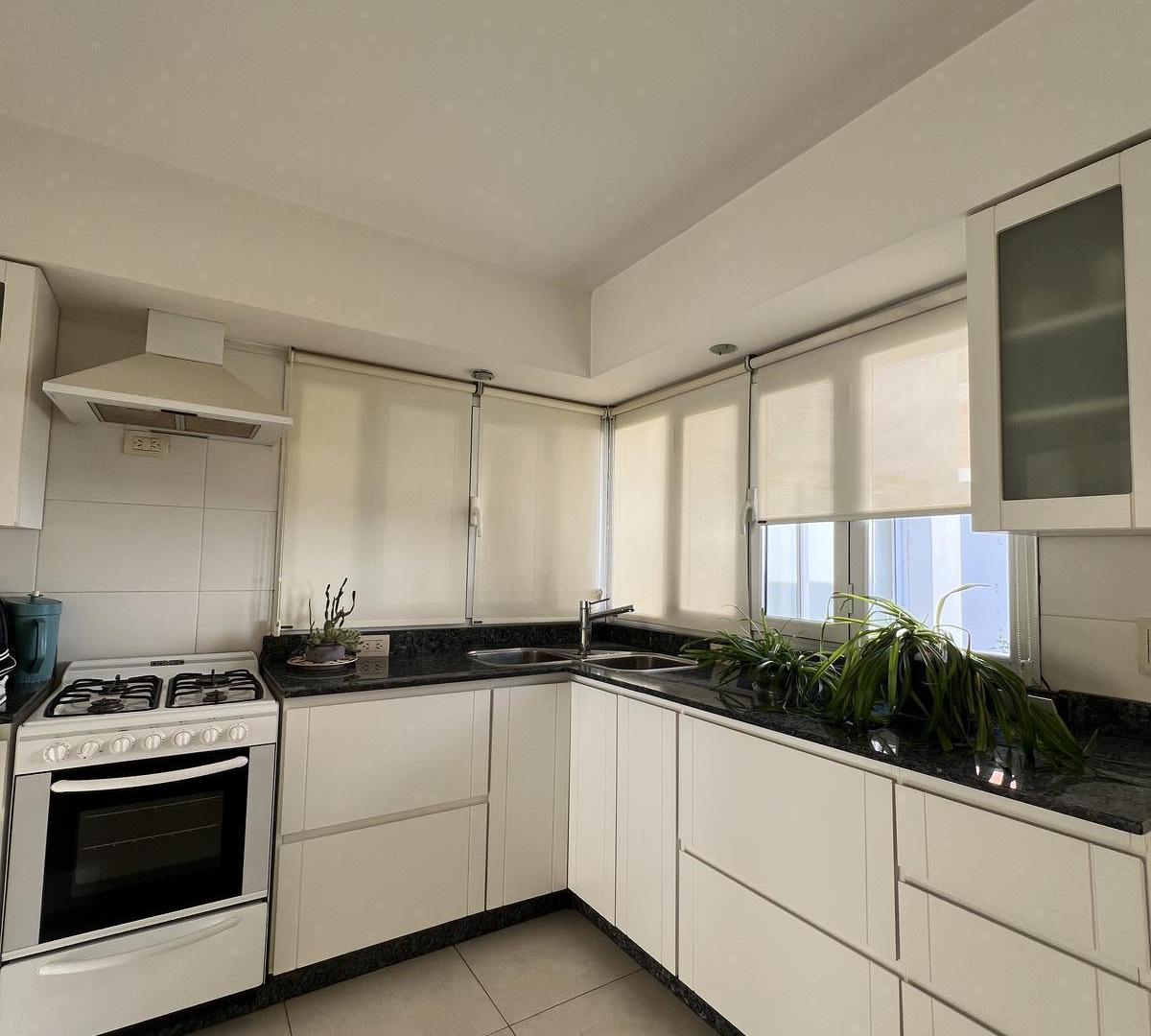 Foto de VENTA CASA 3 Dorm Barrio Terrazas Neuquen, imagen 1