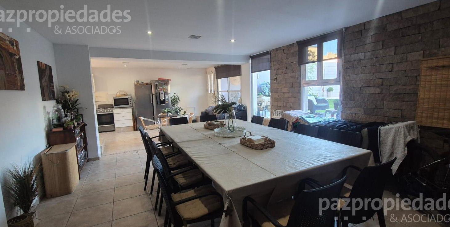 Foto de Venta Casa 4 dor. piscina B.Rincon de Emilio, imagen 4