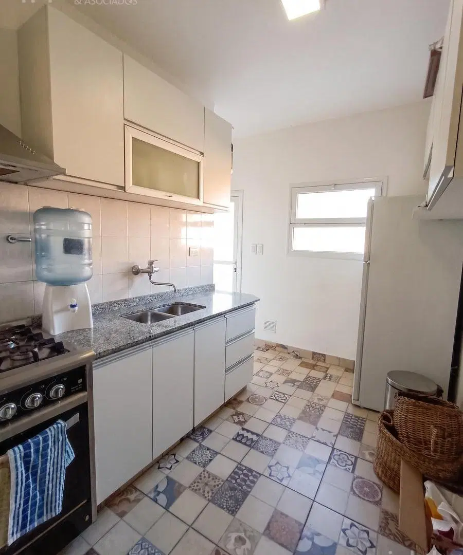 Casa 3 dormitorios en alquiler ideal para uso comercial. 5