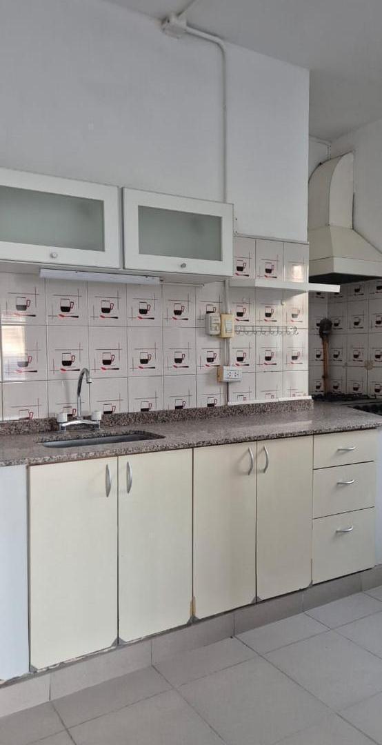 ALQUILER CASA 1 DORM COCHERA NEUQUEN