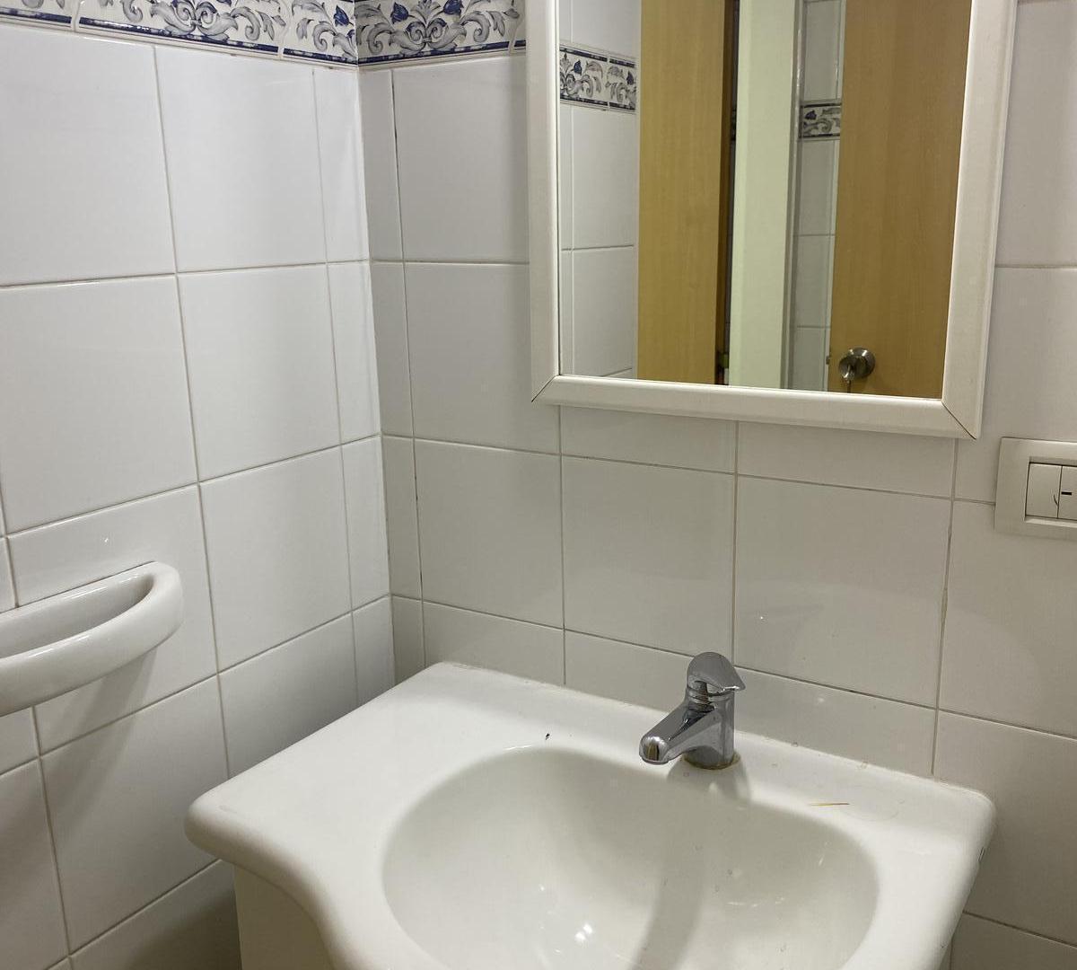Foto de ALQUILER Departamento 3 dorm. cochera y baulera Neuquen, imagen 1