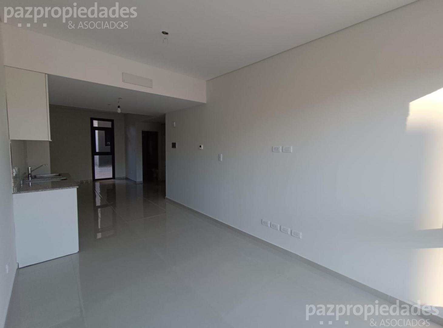 Foto de Amplio monoambiente en alquiler con cochera., imagen 4