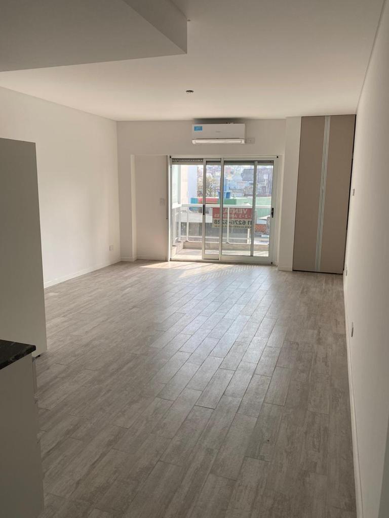 Foto de VENTA DE MONOAMBIENTE A ESTRENAR MUY LUMINOSO, imagen 3