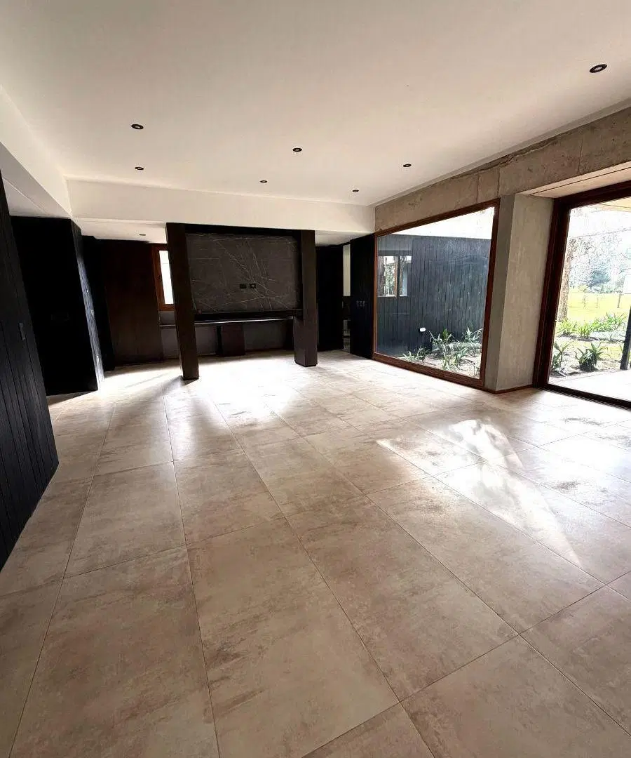 CASA EN ALQUILER A ESTRENAR 4 AMBIENTES 5
