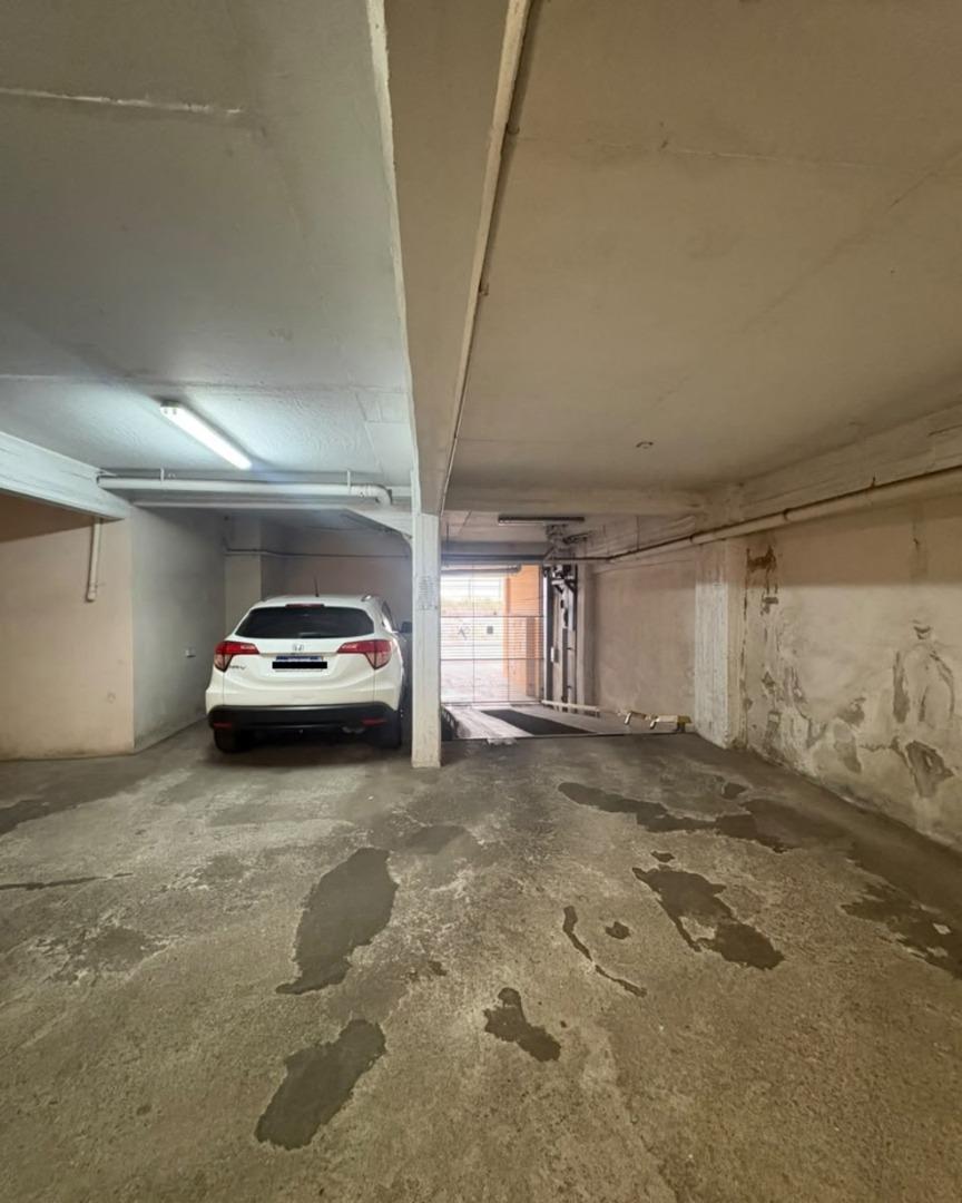 Foto de COCHERA CENTRICA EN VENTA - San Luis 2041, imagen 2