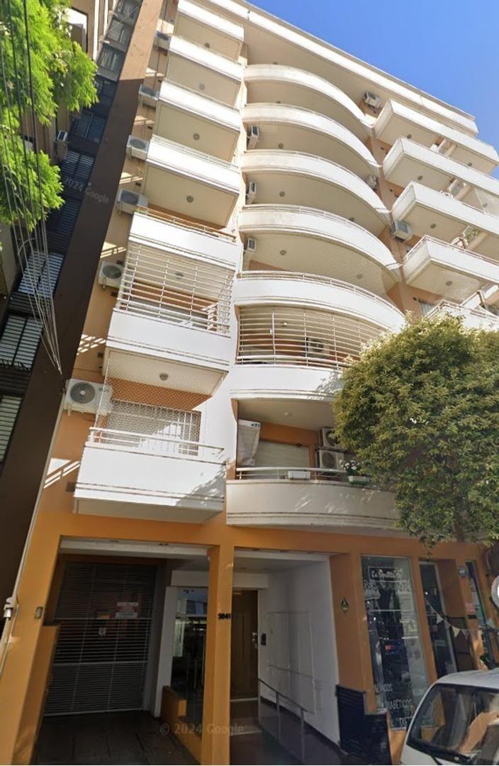 Foto de COCHERA CENTRICA EN VENTA - San Luis 2041, imagen 1
