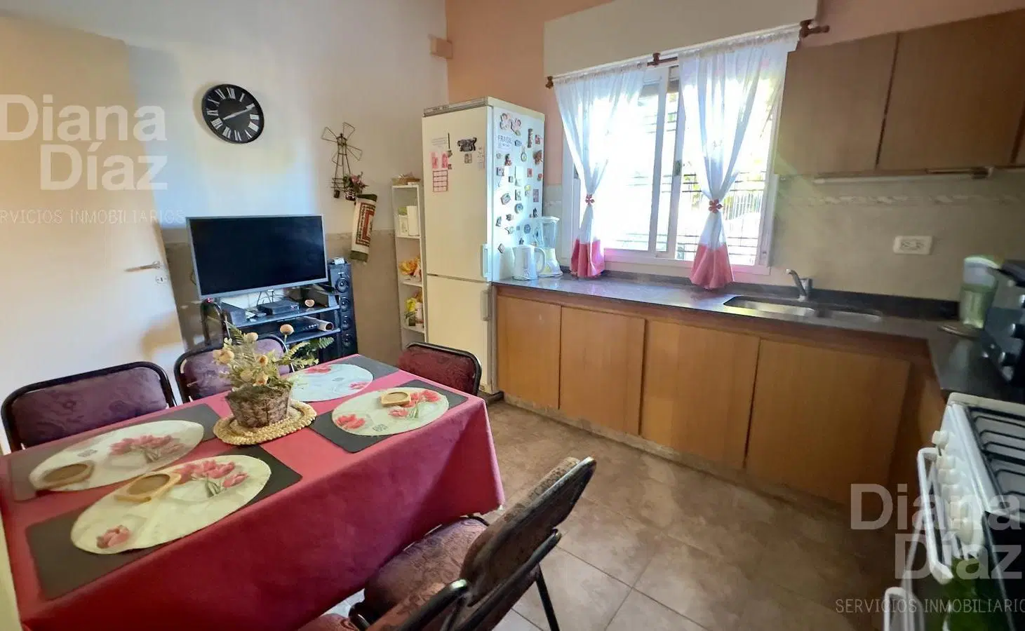 Casa en Villa Luzuriaga 4
