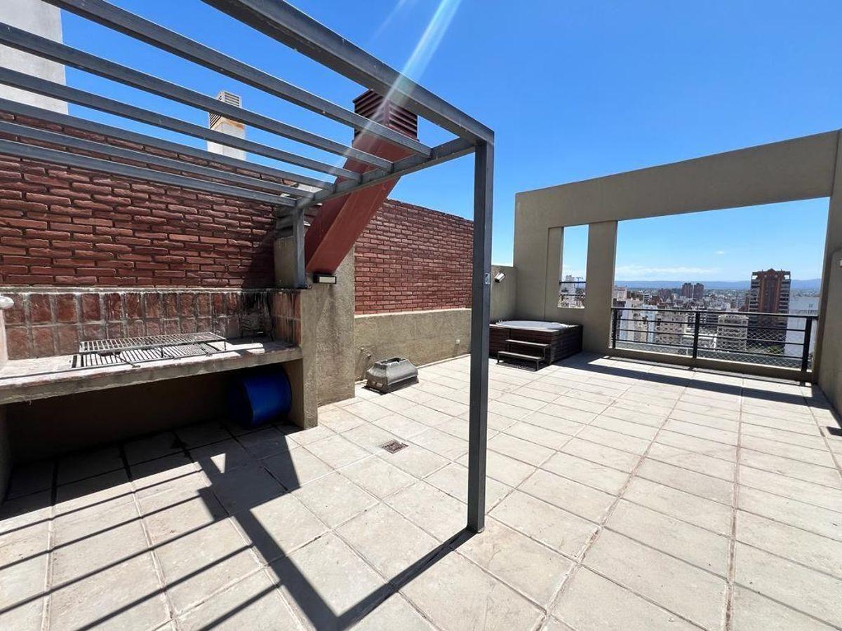 1 Dorm + Terraza de uso exclusivo Frente al palacio Ferreyra - Nueva Córdoba