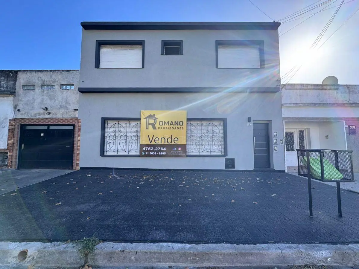 HERMOSO PH 3 AMBIENTES REFACCIONADO A NUEVO, EN EXCELENTE UBICACION A MTS DE CAPITAL!! 2