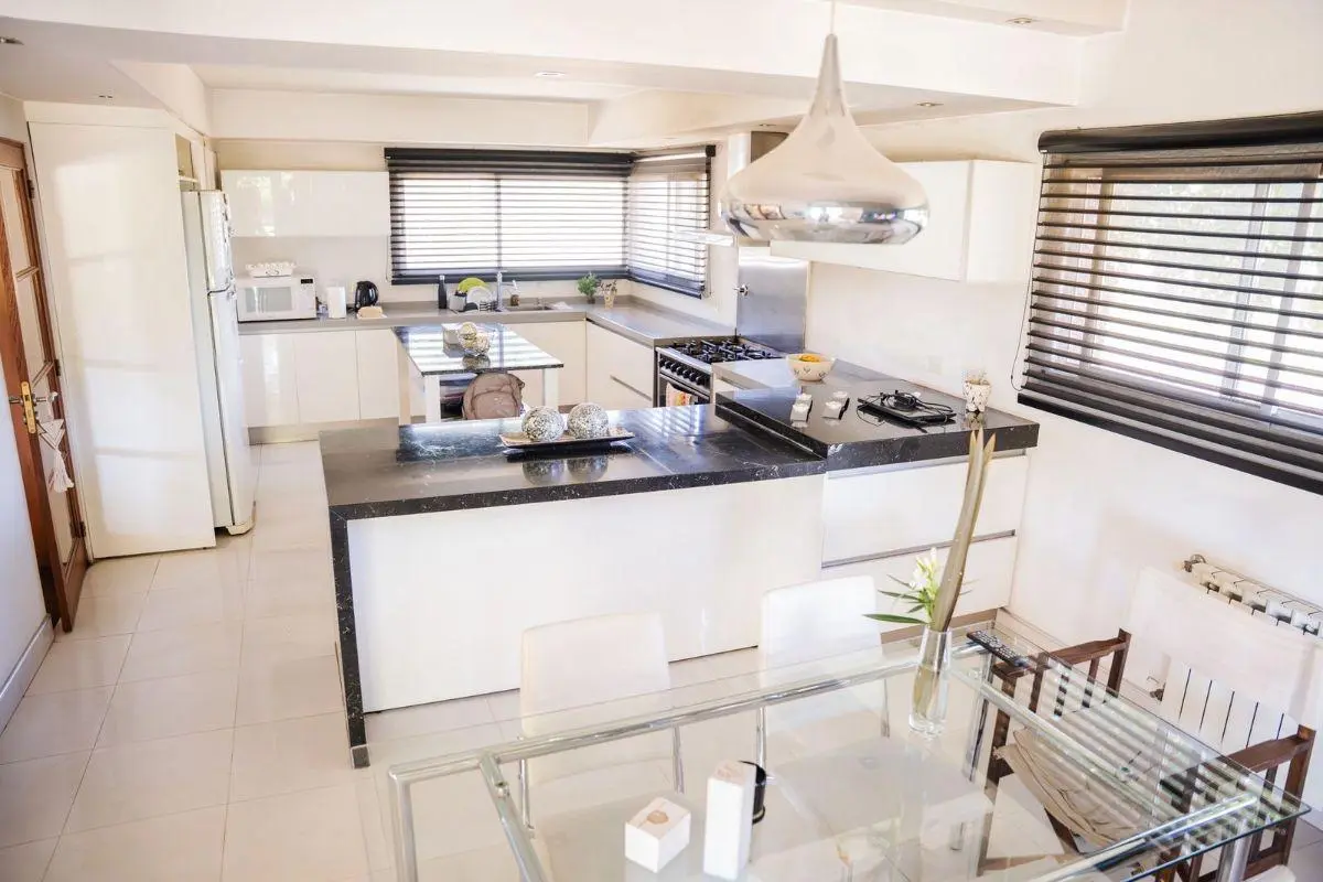 VENTA CASA EN ALTOS DEL CASCO, ZÁRATE 4