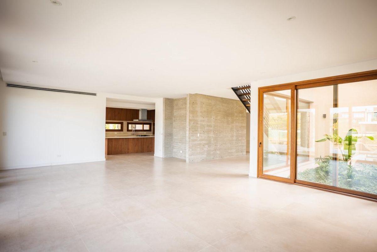 Foto de ALQUILER CASA A ESTRENAR, EL YACHT, NORDELTA, imagen 1